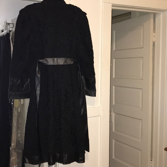 Hummel Vintage Persian Lamb Coat - Picture 8 of 16